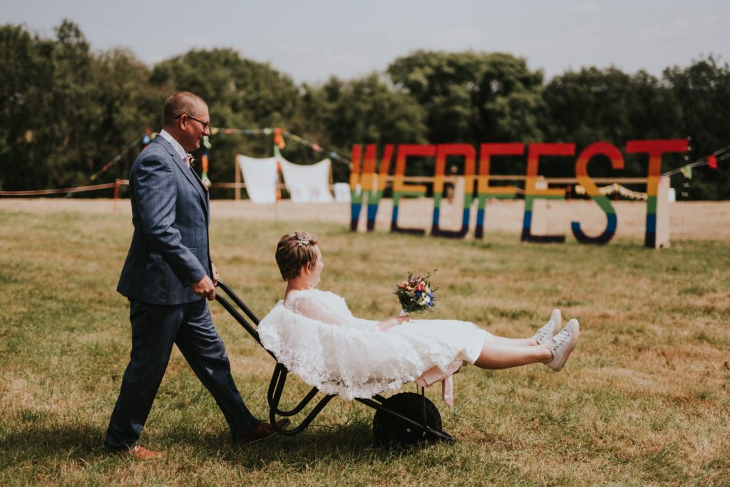 0089 - Chloe & Natalie 2021 - FP203419