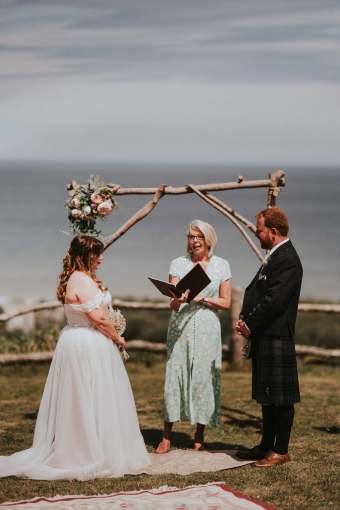 0131 - Emma & Liam 2022 - FP207758